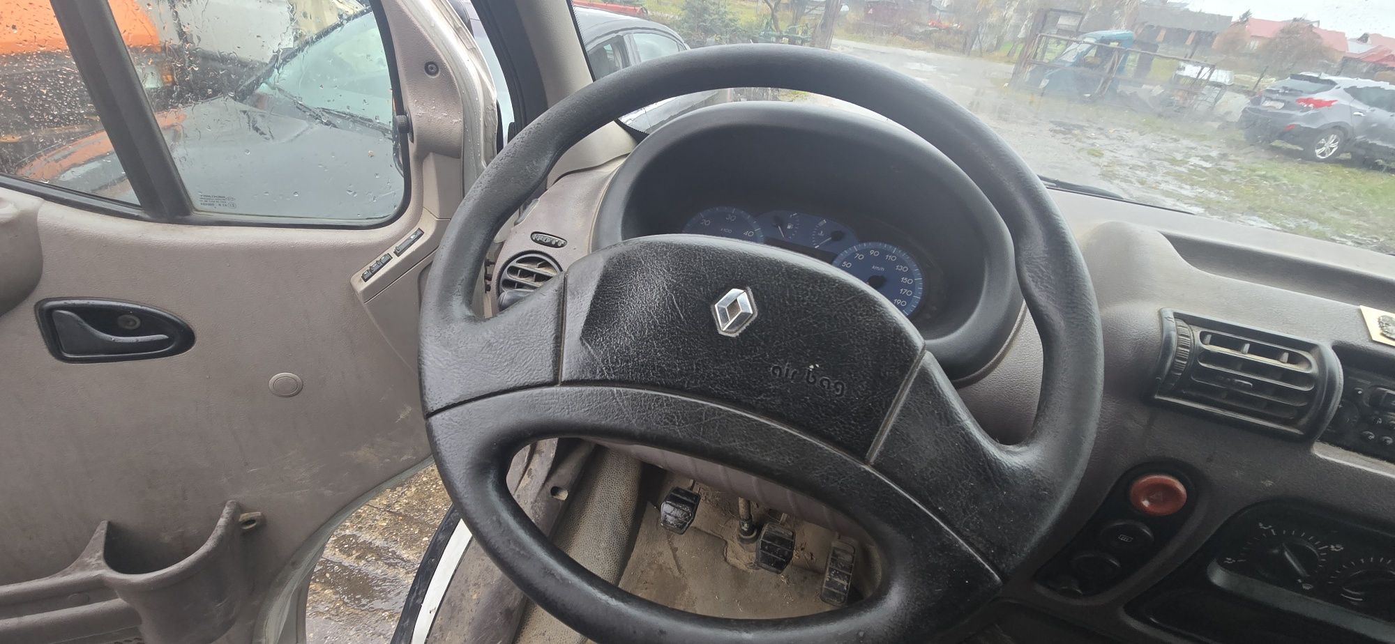Maska błotnik zderzak oś deska Renault Master 2,2 części