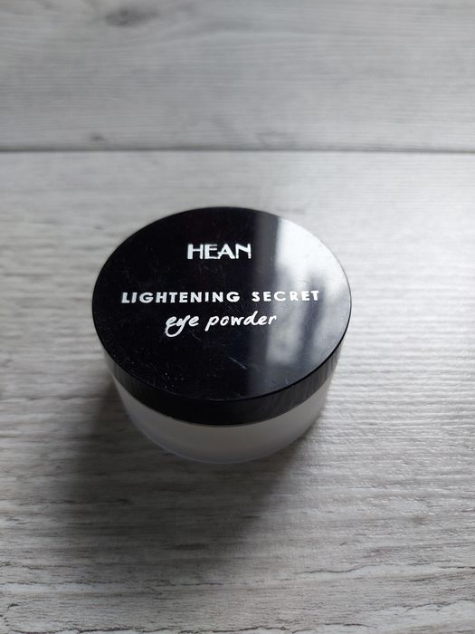 Puder Hean lightening secret