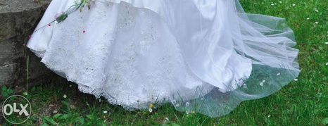 Suknia ślubna, kolor biały, kryształki Swarovskiego