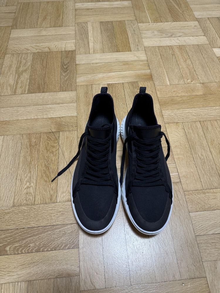 Кросiвки ECCO ST.1 LITE M  розмiр 44-45 оригінал ідеальний стан