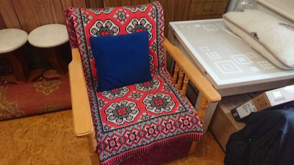 Комплект меблів диван-ліжко та два крісла