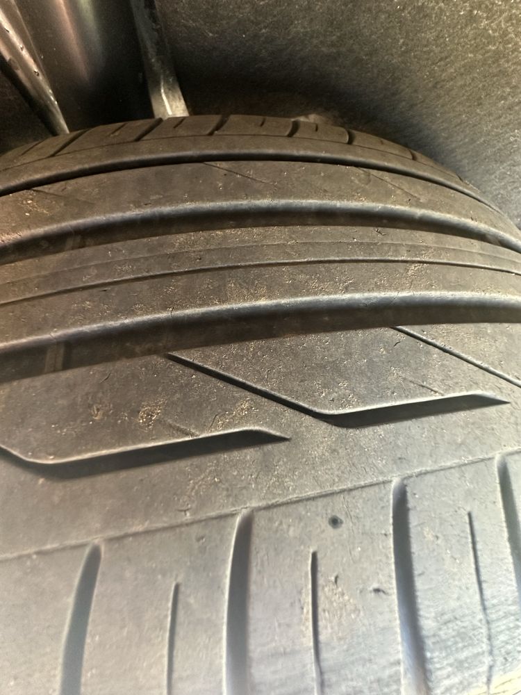 Диски Audi Vw r18 5 112 Резина Шини 225 50 Bridgestone