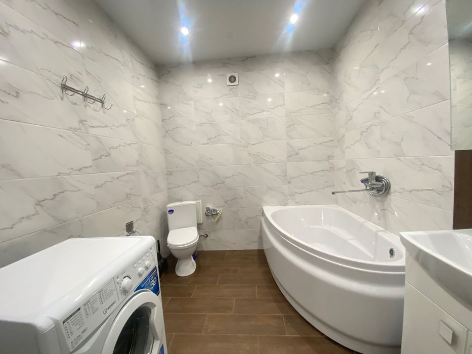 Продаж 1кімнатна квартира + кухня студія Кульпарківська ( ЖК фамілія )