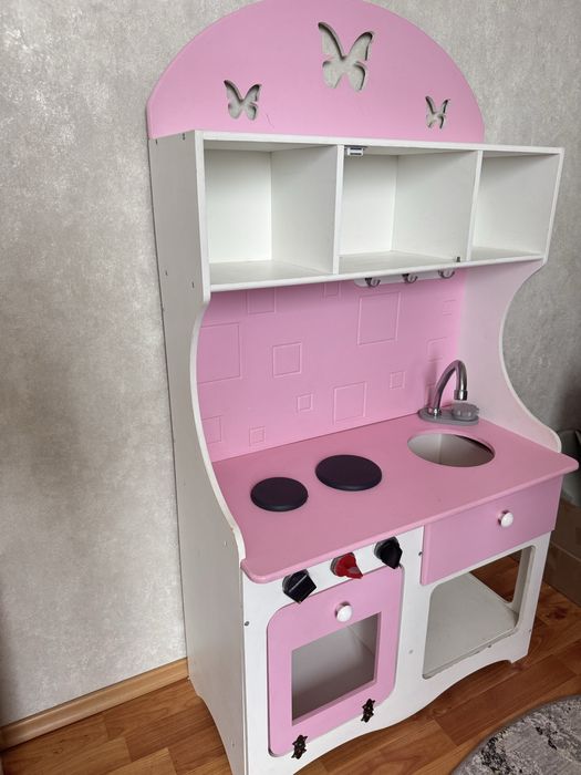 Меблі в дитячу кімнату, дитяча кухня, дитячий стіл