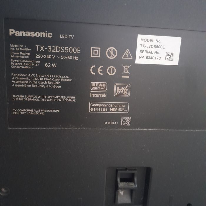 Телевізор Panasonik TX-32DS500E