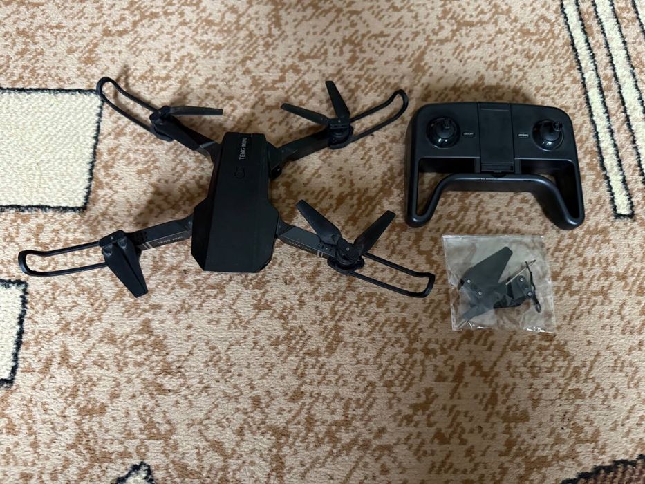 Квадрокоптер teng mini