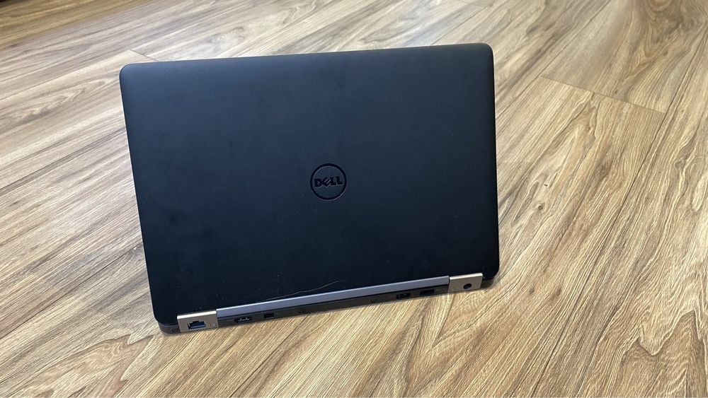 Ноутбук Dell Latitude E7270