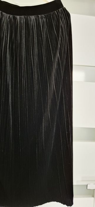 Piękna czarna spódnica M Sinsay nowa jesień zima