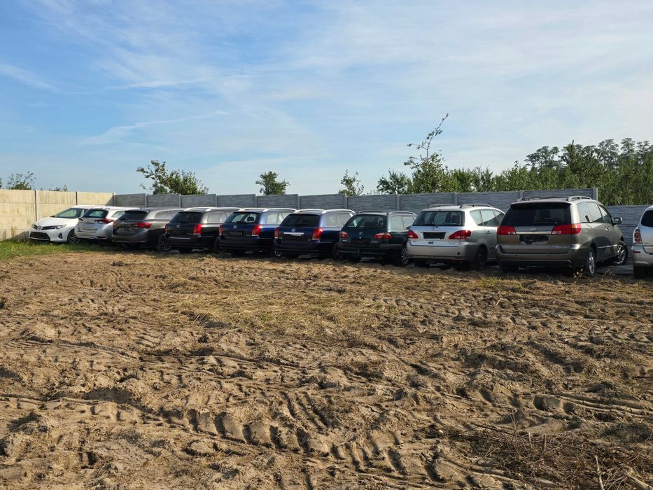 Toyota Avensis T22 T25 T27 zderzak błotnik szyba lampa drzwi próg