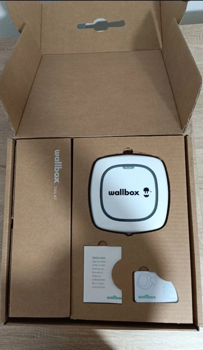 Зарядна станція для електромобіля  Wallbox Pulsar Plus,  7.4-22кВт.