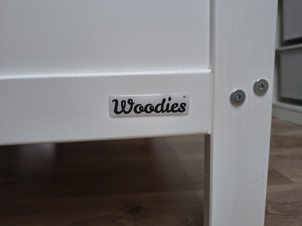 Łozeczko Woodies materac podkład prześcieradełka