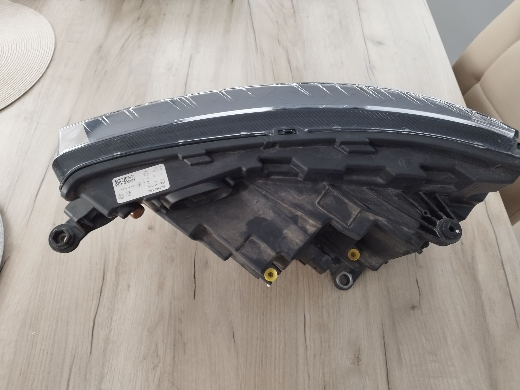 Lampa prawa Skoda Kamiq 22r.