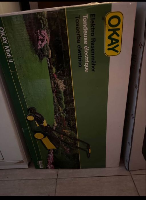 Maquina de Cortar Relva Nova