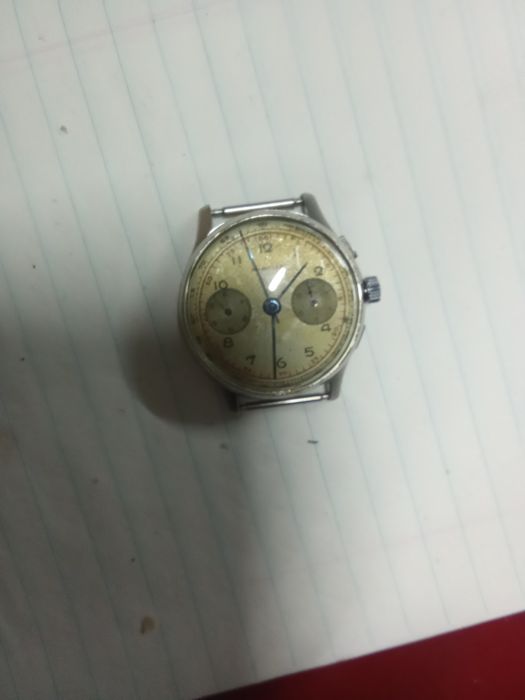 Cronógrafo Moerll Landeron 48.