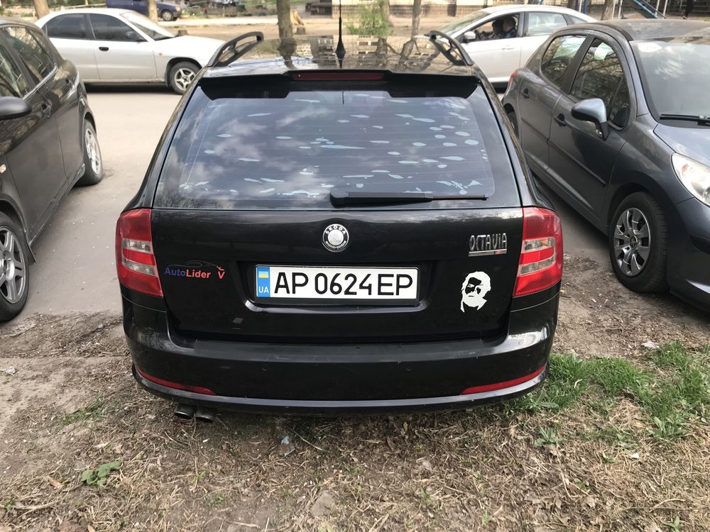 Продам машину Skoda 1.8 TSI