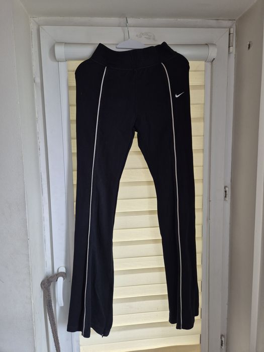 Spodnie dzwony Nike S