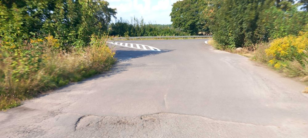 działka budowlano inwestycyjna z zjazdem z drogi krajowej nr.92