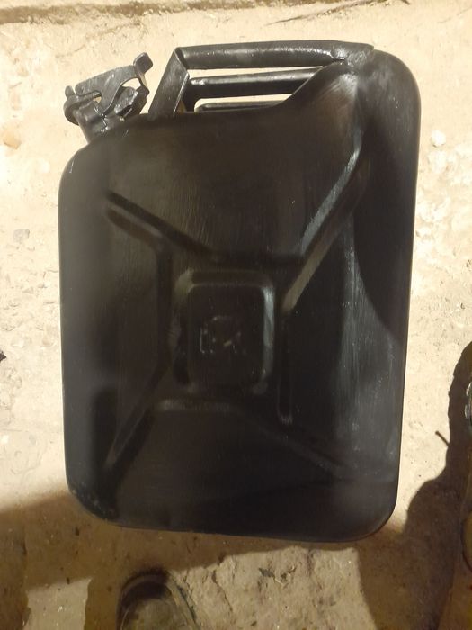 каністра 20 літрів