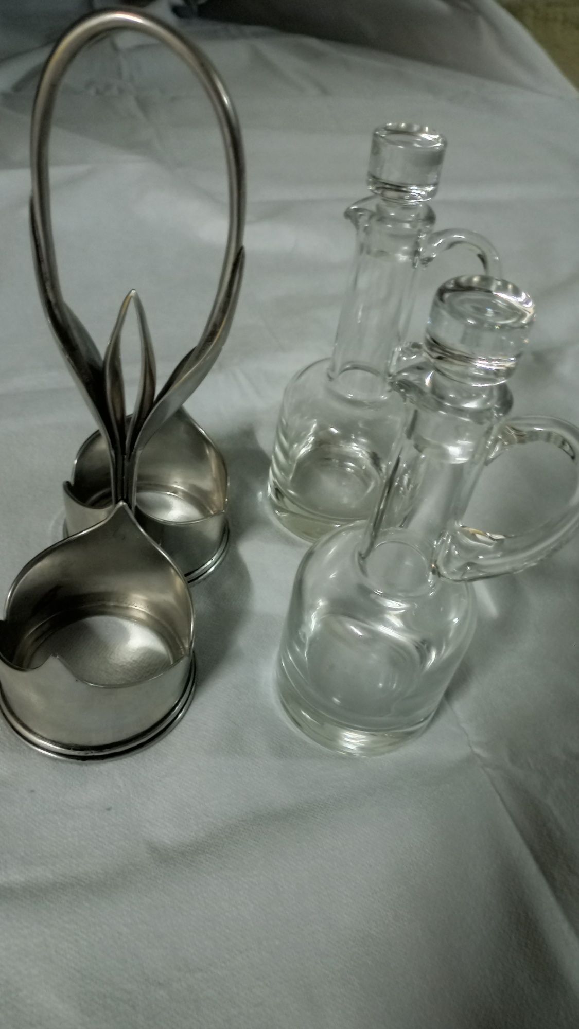 Galheteiro em estanho e cristal