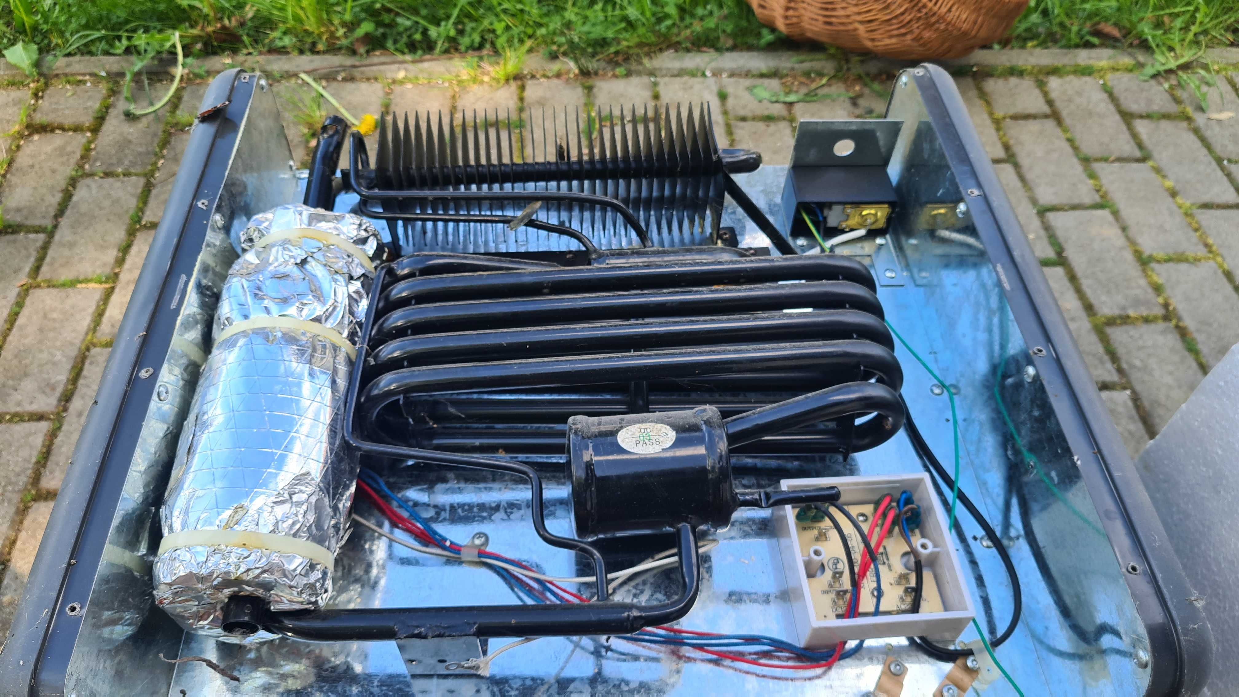 Lodówka turystyczna Tristar Supercool KB-7147 45EGP części
