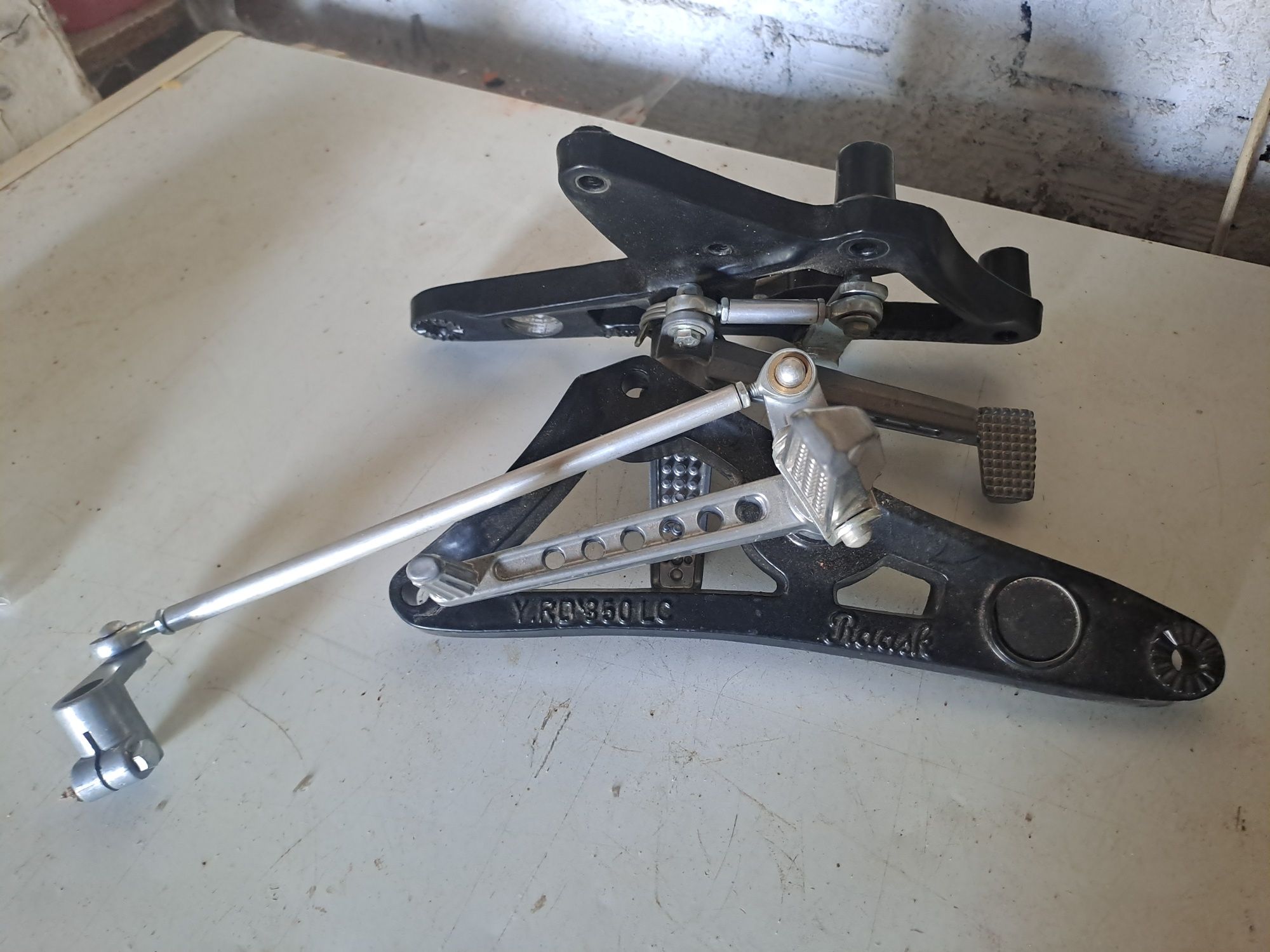 Suportes de competição para RZ/RD350