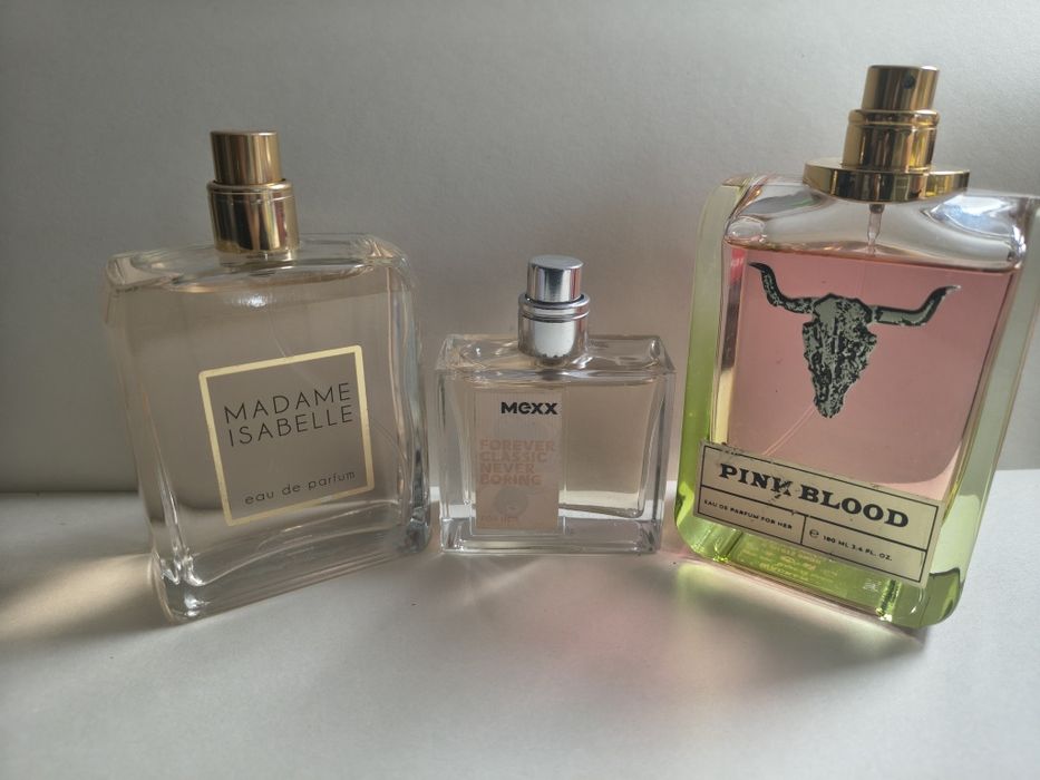 Zestaw perfum damskich z Niemiec