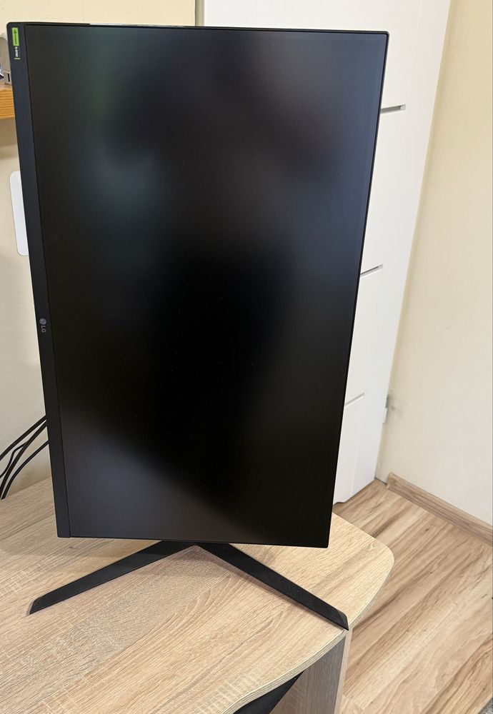 Monitor LG 27 cali 180Hz FreeSync G-Sync