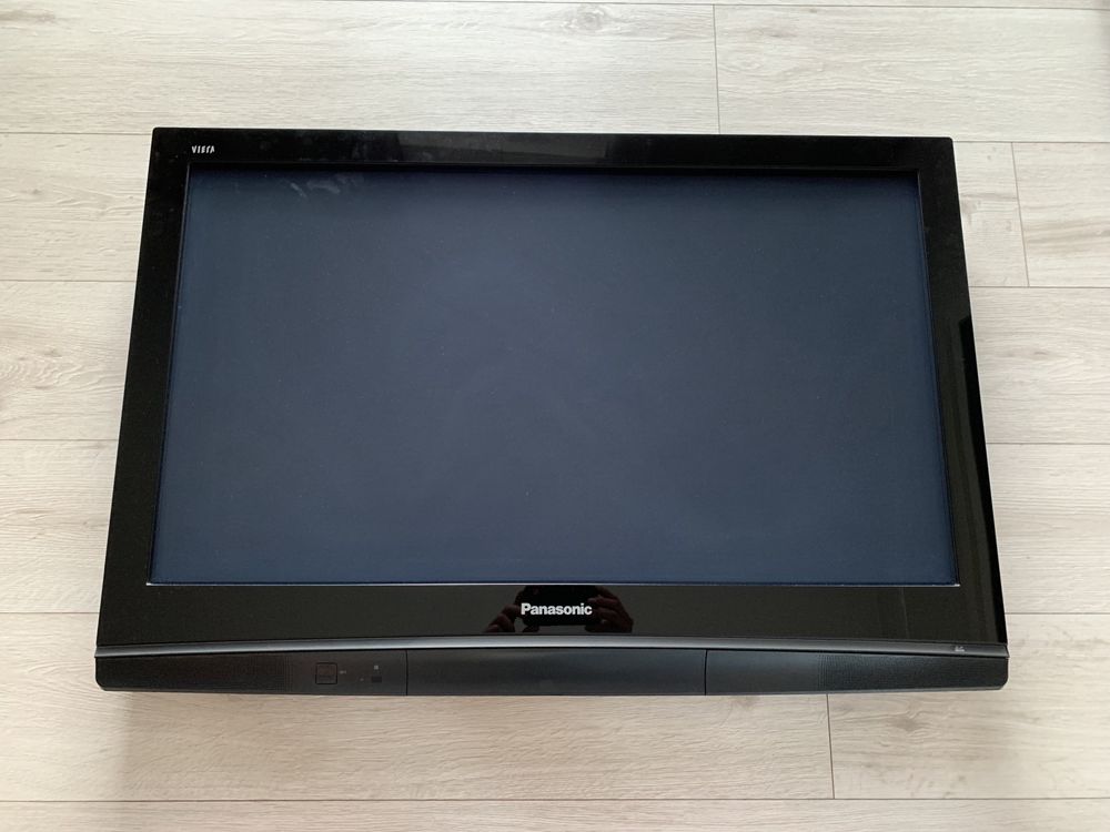 Panasonic Viera 37 cali, TH-37PV80PA