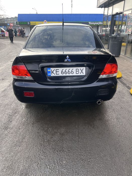 Митсубиси Лансер 9 Газ бензин, от хозяина