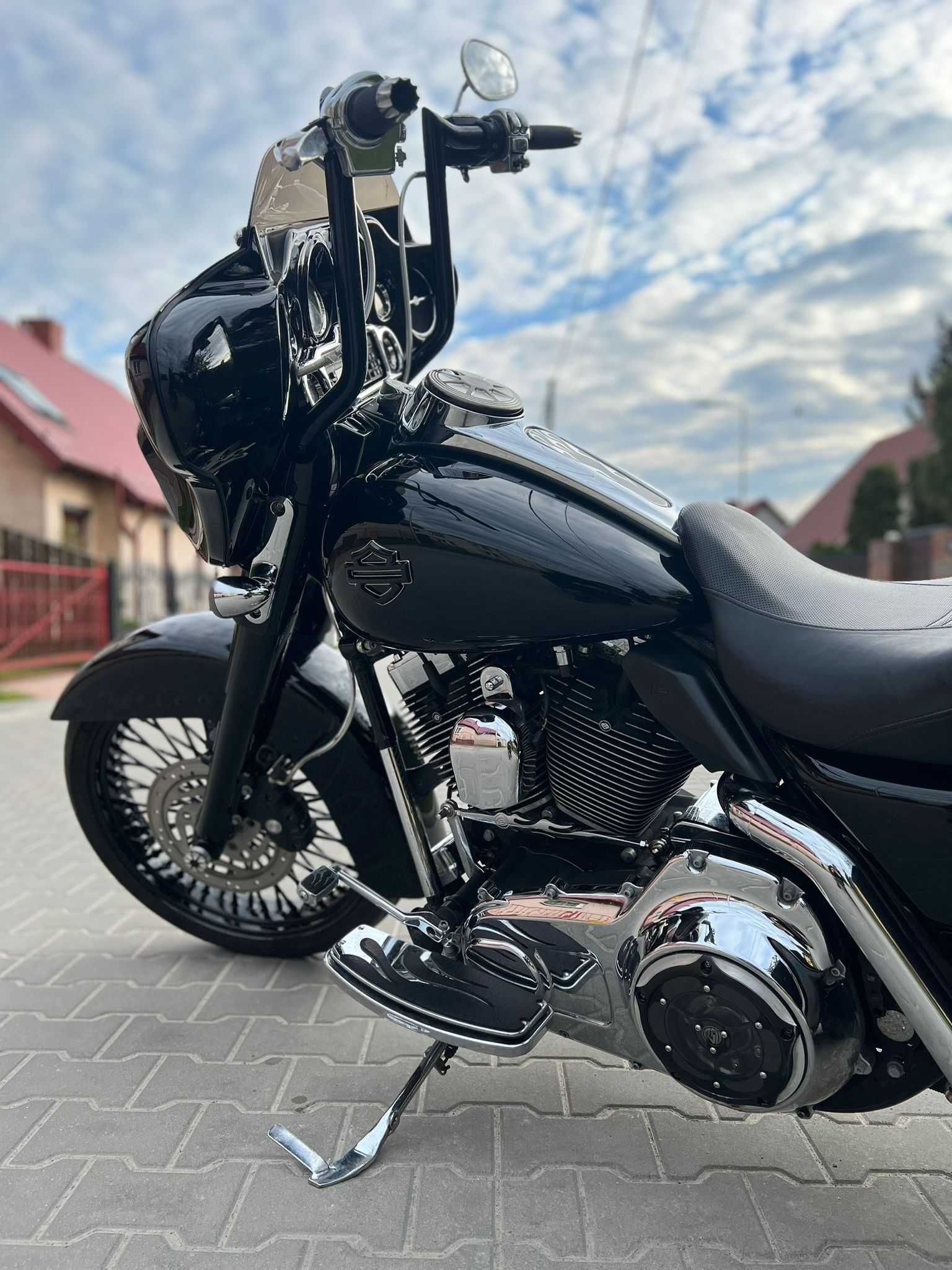 Harley Davidson FLHX Street Glide