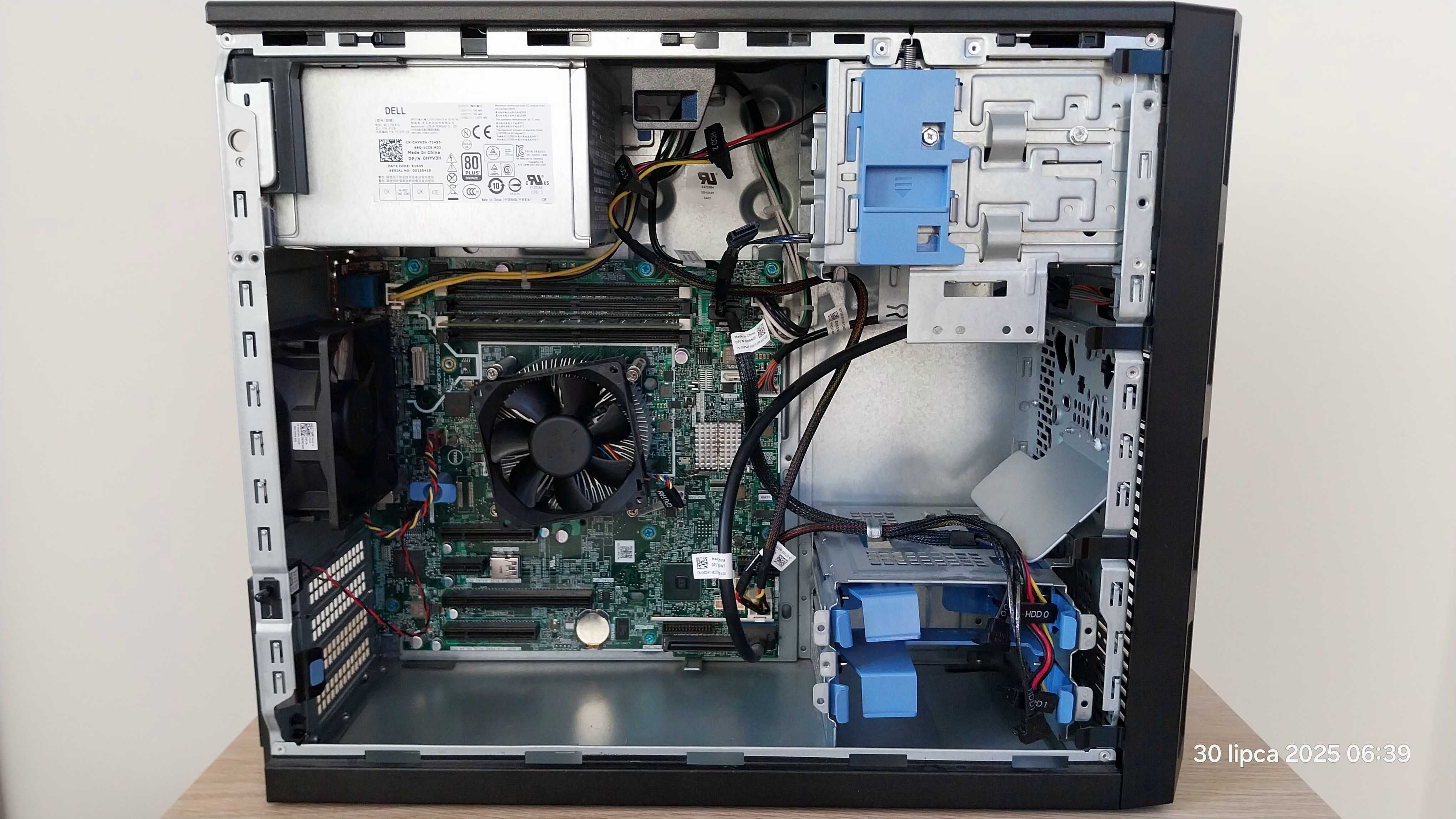 Komputer Dell PowerEdge T130 TOWER Xeon E3-1220 v5 8GB RAM - KLASA A+