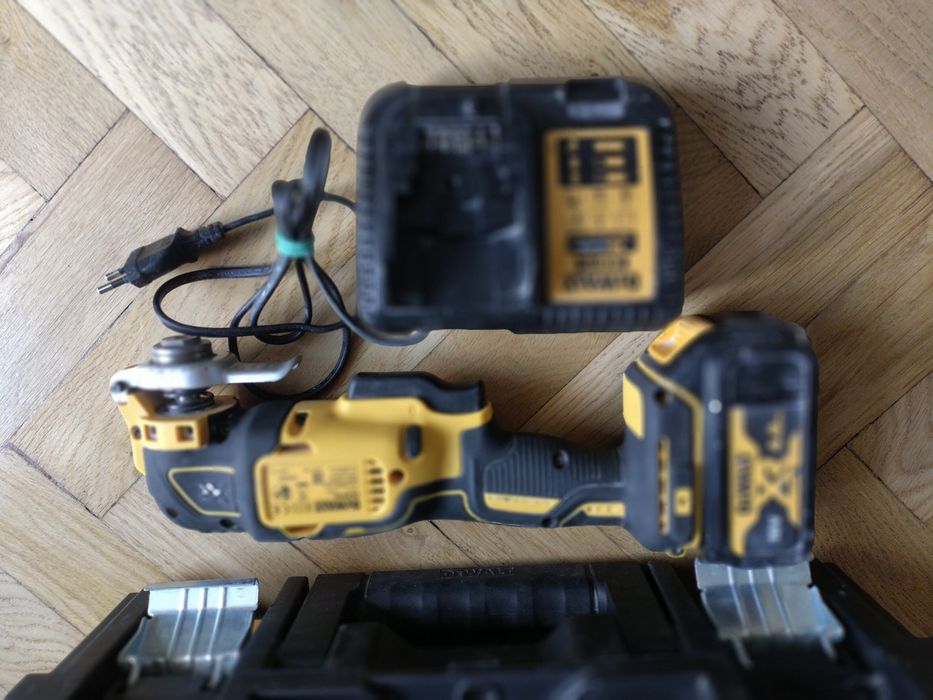 Multinarzędzie multi-tool szlifierka wielofunkcyjna Dewalt DCS355 18V