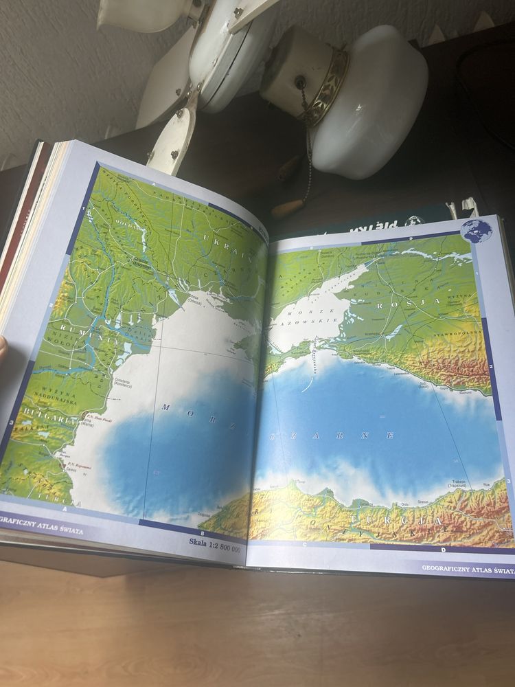 Atlas geograficzny Świat