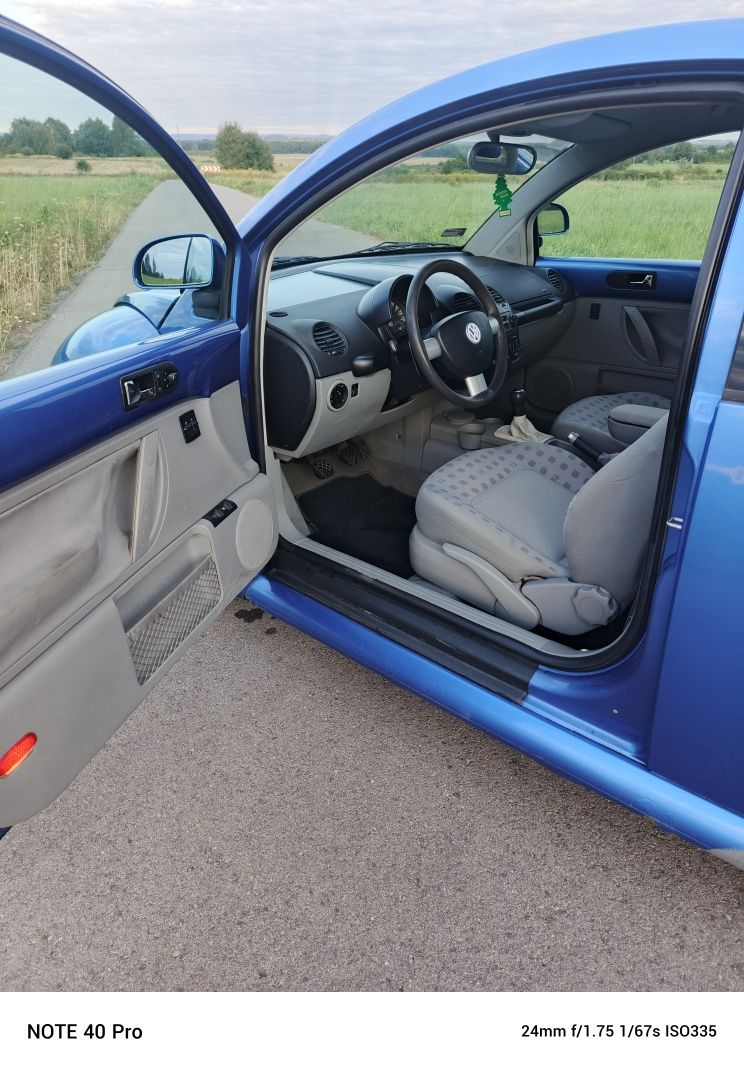Volkswagen New Beetle 2.0 Benzyna