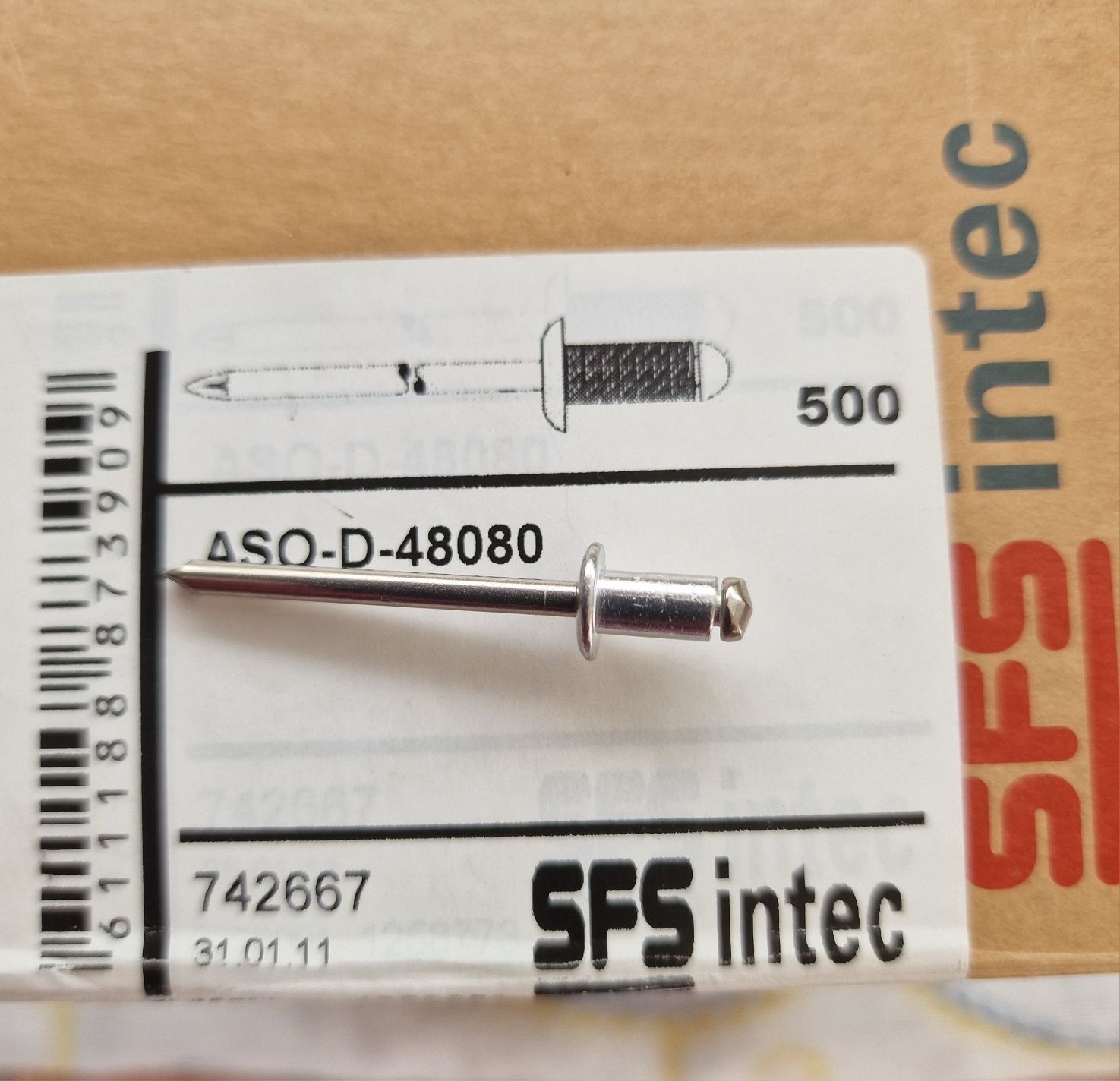 Rebites de inox SFS