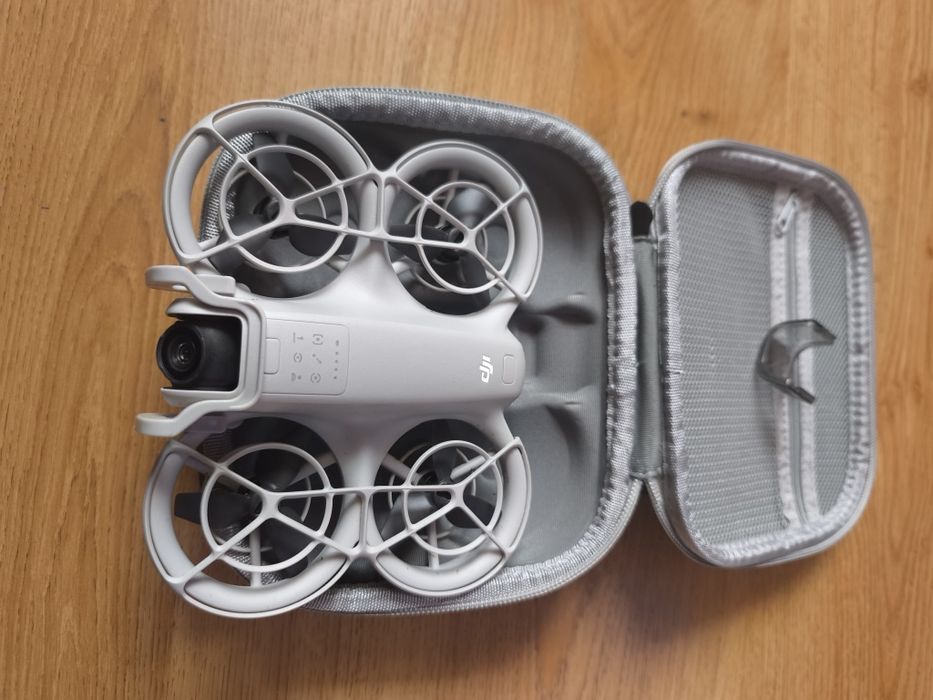 Dron DJI Neo, Motion 3, bogaty zestaw