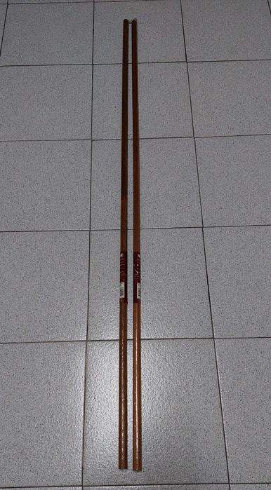 Varões para cortinas em madeira