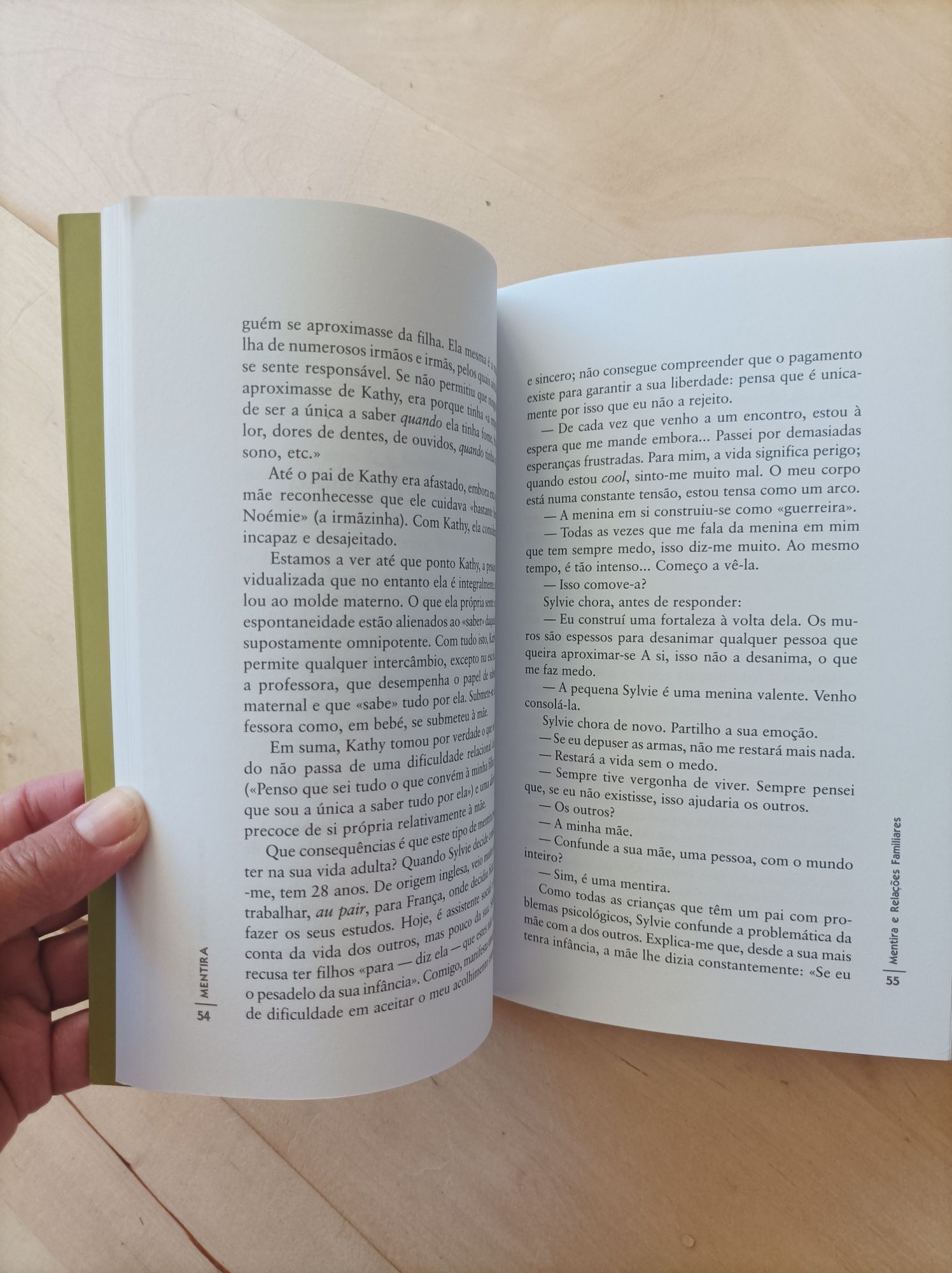 Mentira - livro de Danielle Dalloz e Véronique Rolland