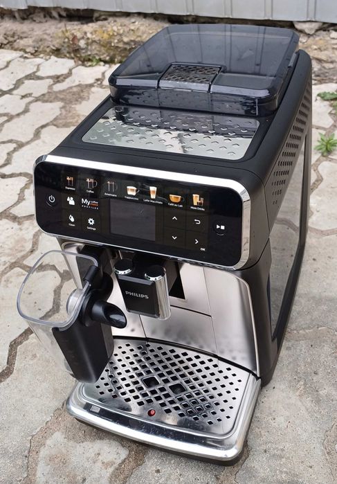 Кофемашина кофеварка Саеко Филипс Saeco Philips EP5447 LatteGo