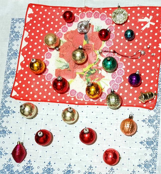 Старые стеклянные ёлочные игрушки СССР