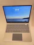 Laptop microsoft surface go
