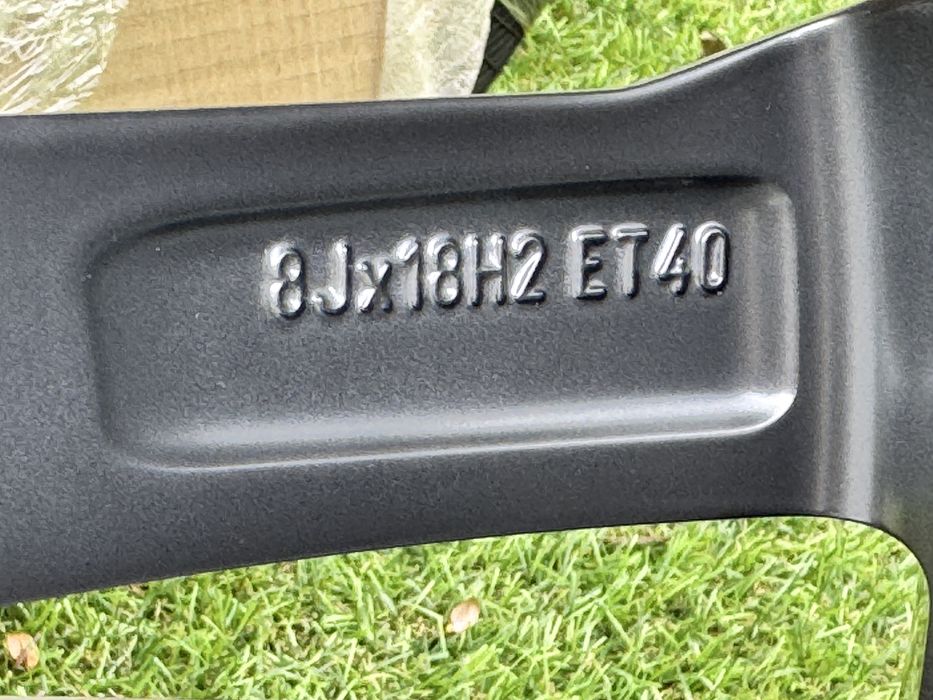 Nowe, oryginalne koła zimowe 18” 245/45/18 VW Arteon Passat