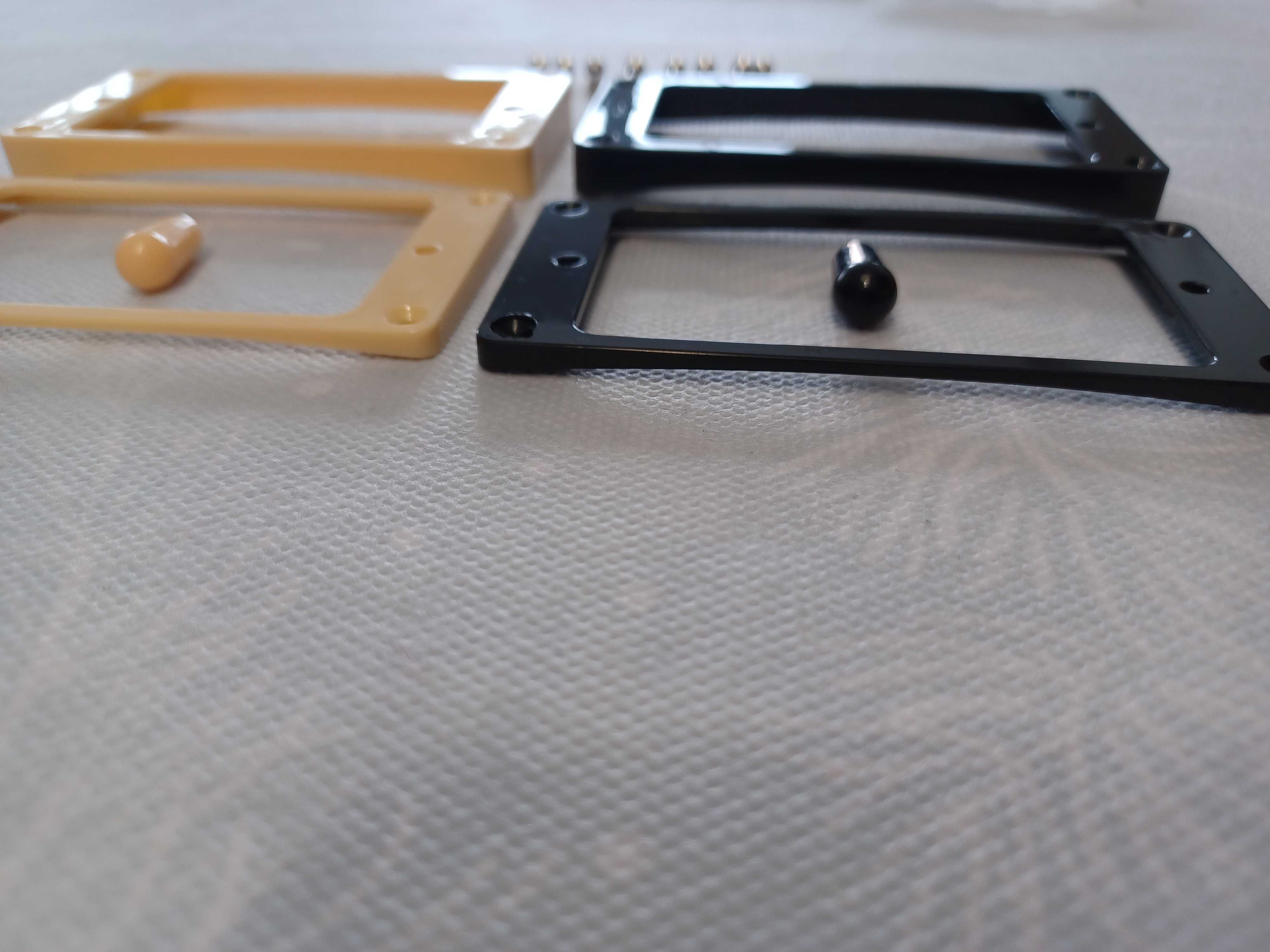 Molduras para pickups humbucker - Epiphone Les Paul - Cream / Preto