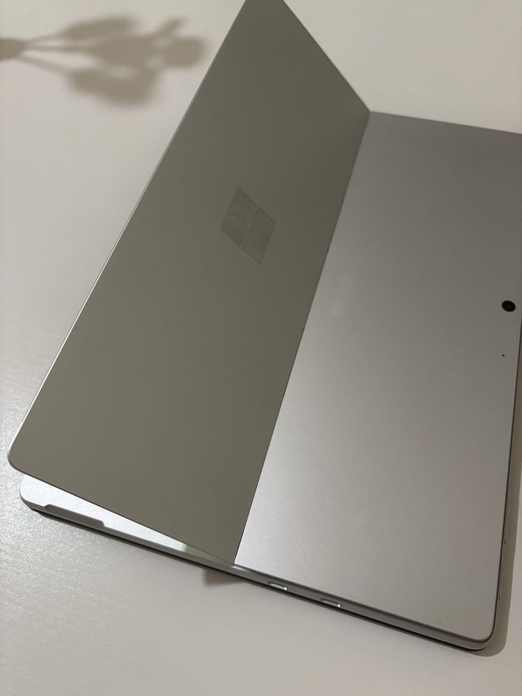 Surface Pro 11 em otimo estado