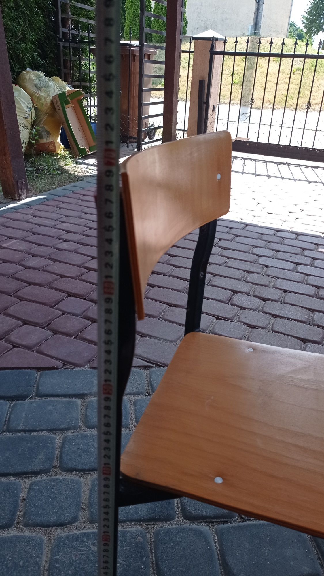 Krzesełka że sklejki