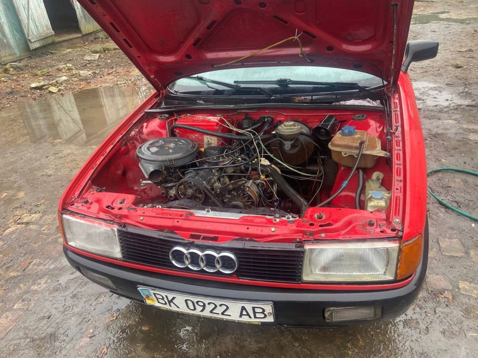 Продам AUDI 80. b3