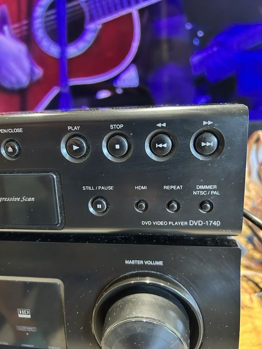 Amplituner Denon AVR 1910