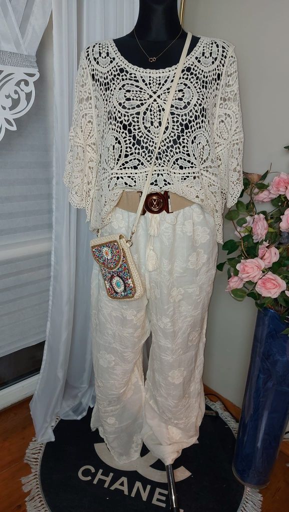 Bluzka ażurowa boho