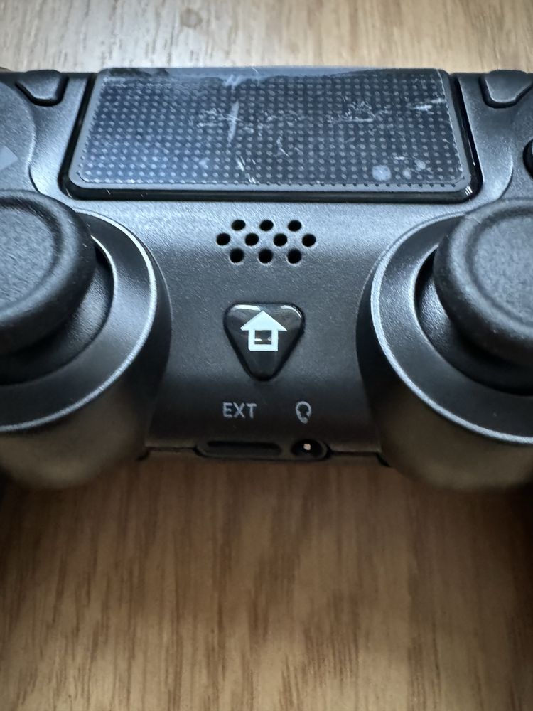 Pad do konsoli PS4 nowy zamiennik
