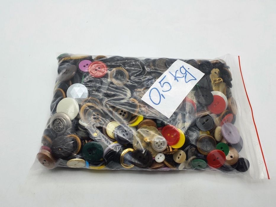 Guziki mix zestaw 0,500 kg.